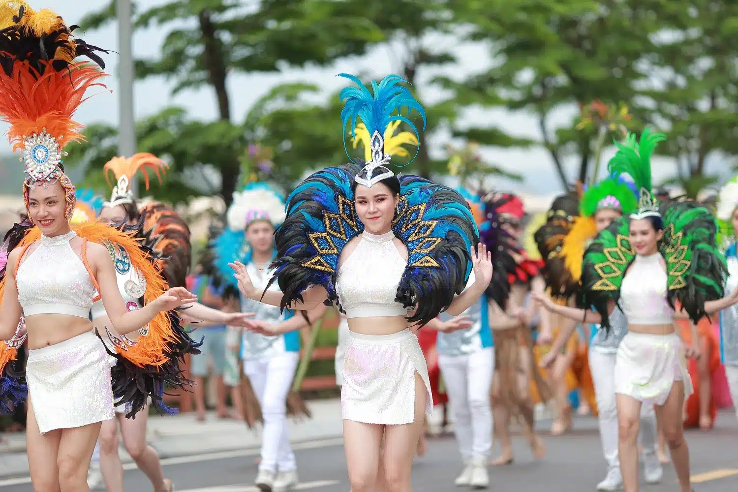 Hạ Long mùa Carnaval – một trải nghiệm nên thử ít nhất một lần